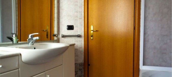 7 غرف نوم شقة في Sondrio, Italy رقم 359572 16