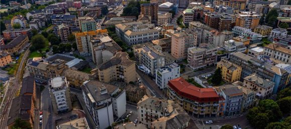 7 غرف نوم شقة في Sondrio, Italy رقم 359572 3