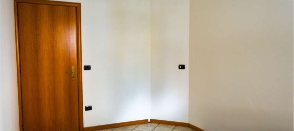 7 غرف نوم شقة في Sondrio, Italy رقم 359572 23