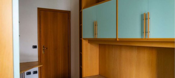 7 غرف نوم شقة في Sondrio, Italy رقم 359572 20