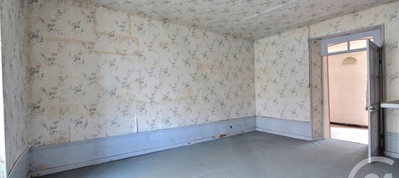 2 bedrooms House in Esternay, France No. 75446 9