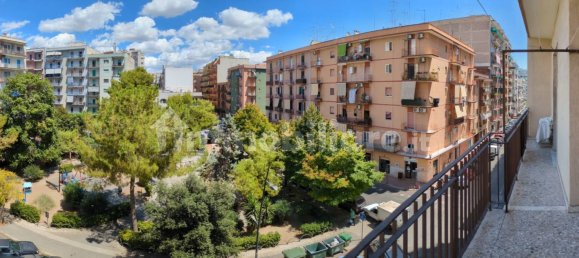 2 Schlafzimmer Wohnung in Taranto, Italy, Nr. 297875 19