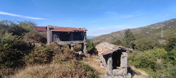 2 bedrooms House in Ponte da Barca, Portugal No. 174782 8