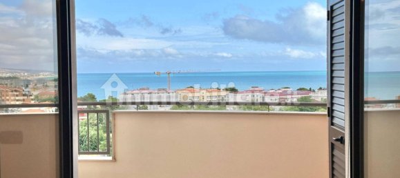 2 bedrooms Apartment in Vasto, Italy No. 294172 4