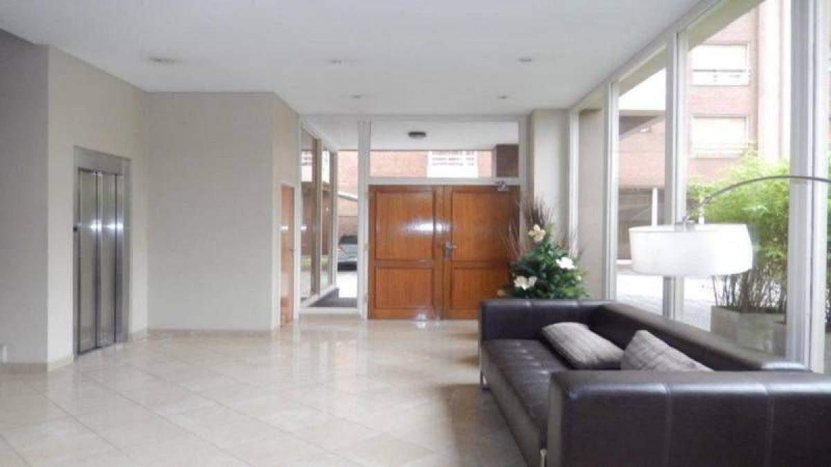 3 bedrooms Apartment in Quilmes, Argentina No. 15053