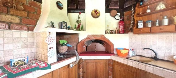 3 غرف نوم فيلا في Ardea, Italy رقم 301258 9