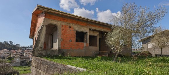 185m² Land in Sanguedo, Portugal No. 139189 10