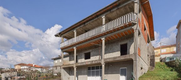 185m² Land in Sanguedo, Portugal No. 139189 2