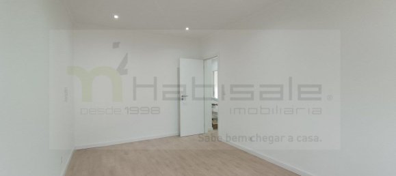 3 Schlafzimmer Wohnung in Amadora, Portugal, Nr. 301401 7