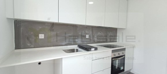 3 Schlafzimmer Wohnung in Amadora, Portugal, Nr. 301401 5