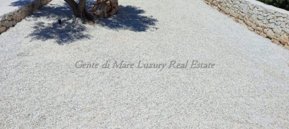 Вилла с 8 комнатами в Остуни, Италия № 115339 4