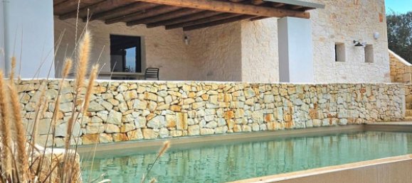 Вилла с 8 комнатами в Остуни, Италия № 115339 47