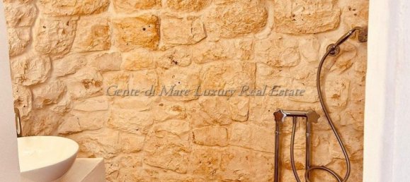 Вилла с 8 комнатами в Остуни, Италия № 115339 21