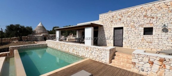 Вилла с 8 комнатами в Остуни, Италия № 115339 46