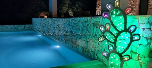 Вилла с 8 комнатами в Остуни, Италия № 115339 27