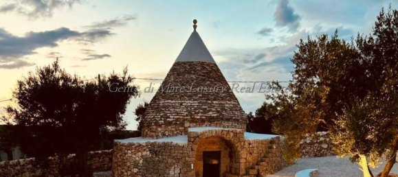 Вилла с 8 комнатами в Остуни, Италия № 115339 8