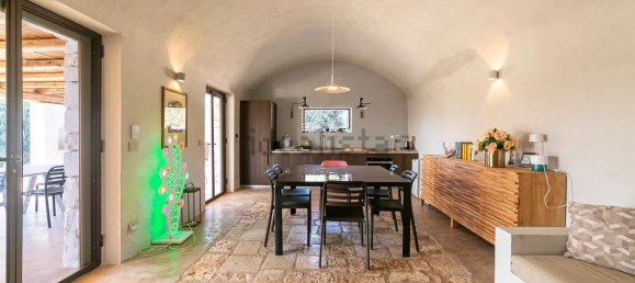 Вилла с 8 комнатами в Остуни, Италия № 115339 50