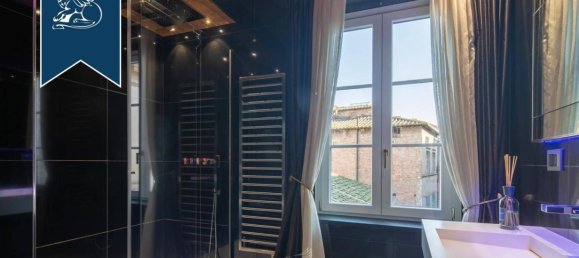 2 bedrooms Penthouse in Siena, Italy No. 295350 3