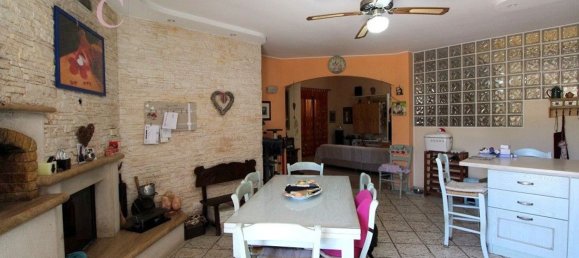 4 rooms Duplex in Amelia, Italy No. 294853 3