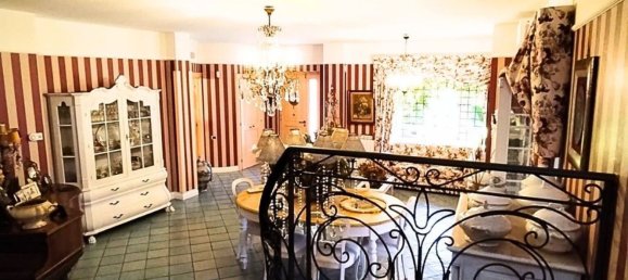 6-Zimmer Villa in Aprilia, Italy, Nr. 285791 6