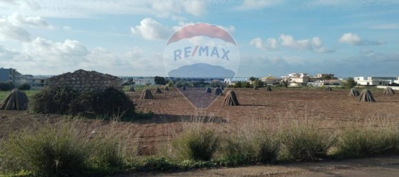 Terreno em Comiso, Italy 12000 m² N.º 55864 13