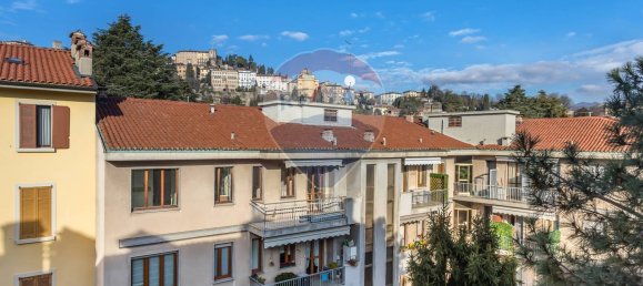 5 rooms Apartment in Bergamo, Italy No. 146653 11