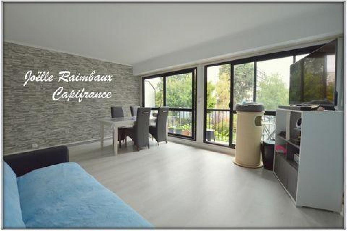 2 chambres Condo à Pontoise, France No. 34985