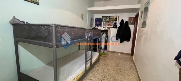 Apartamento de 4 divisões em Bari, Italy N.º 71120 20
