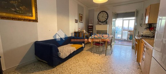 Apartamento de 4 divisões em Bari, Italy N.º 71120 17
