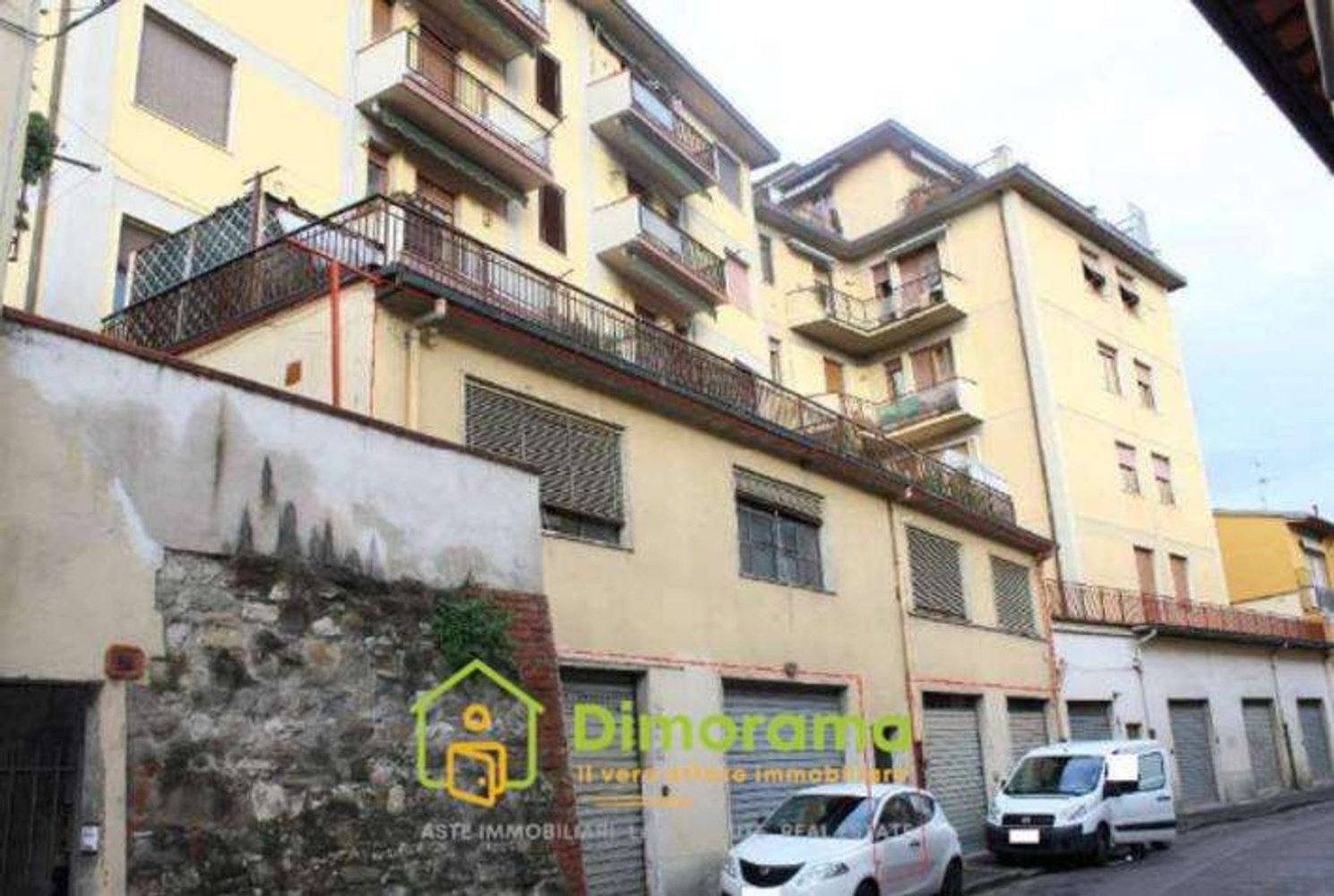  عقار تجاري في Pontassieve, Italy 108متر مربع رقم 345406