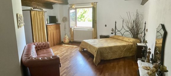 6 Schlafzimmer Villa in Pettorano sul Gizio, Italy, Nr. 86919 16
