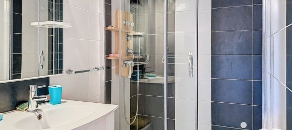 1 chambre Appartement à Saint-Raphaël, France No. 190355 7