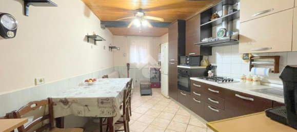 Apartamento de 3 divisões em Velletri, Italy N.º 18029 3