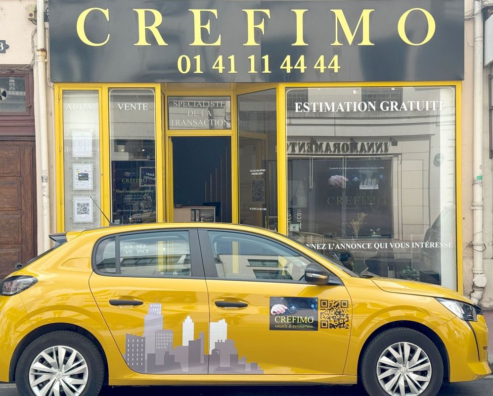 12m² Office in Asnieres-sur-Seine, France No. 178432