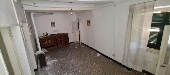 Dúplex de 4 habitaciónes en Castiglione Chiavarese, Italy No. 35808 4