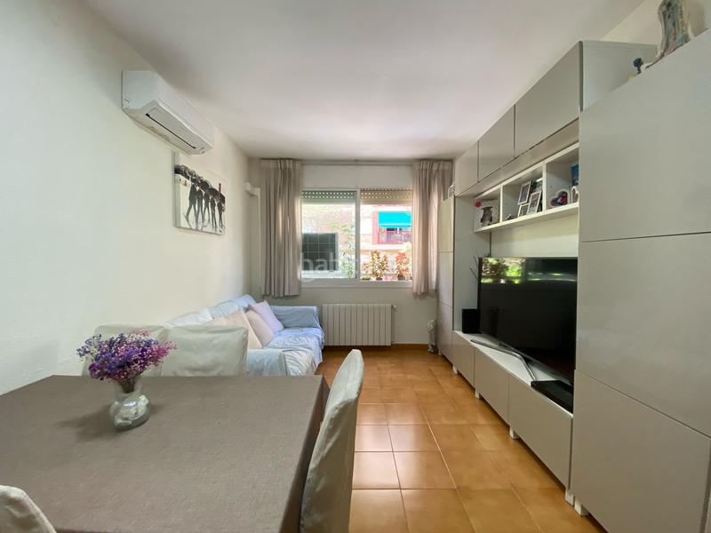 Apartamento de 4 dormitorios en Sant Andreu, Spain No. 165041