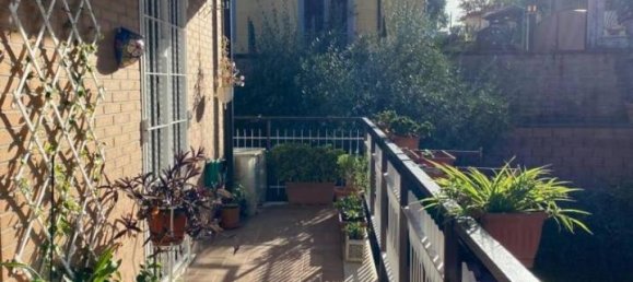 2 rooms Apartment in Rome, Italy No. 32924 4