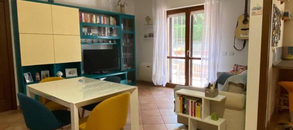 2 rooms Apartment in Rome, Italy No. 32924 5