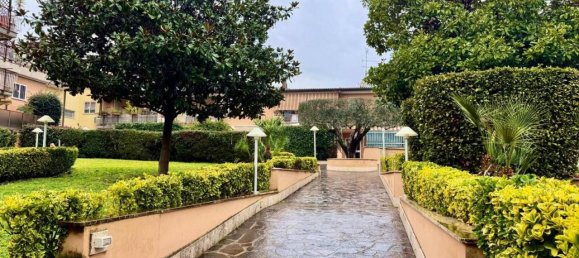 2 rooms Apartment in Rome, Italy No. 32924 26