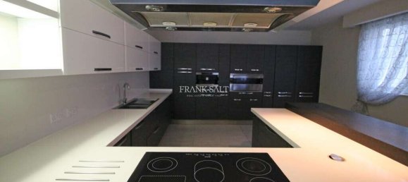 Вилла с 3 спальнями в Лия, Мальта № 9696 17