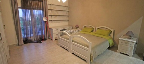 Вилла с 3 спальнями в Лия, Мальта № 9696 3