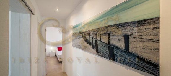 5 bedrooms Villa in San Rafael, Spain No. 872 3