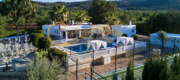 5 bedrooms Villa in San Rafael, Spain No. 872 21