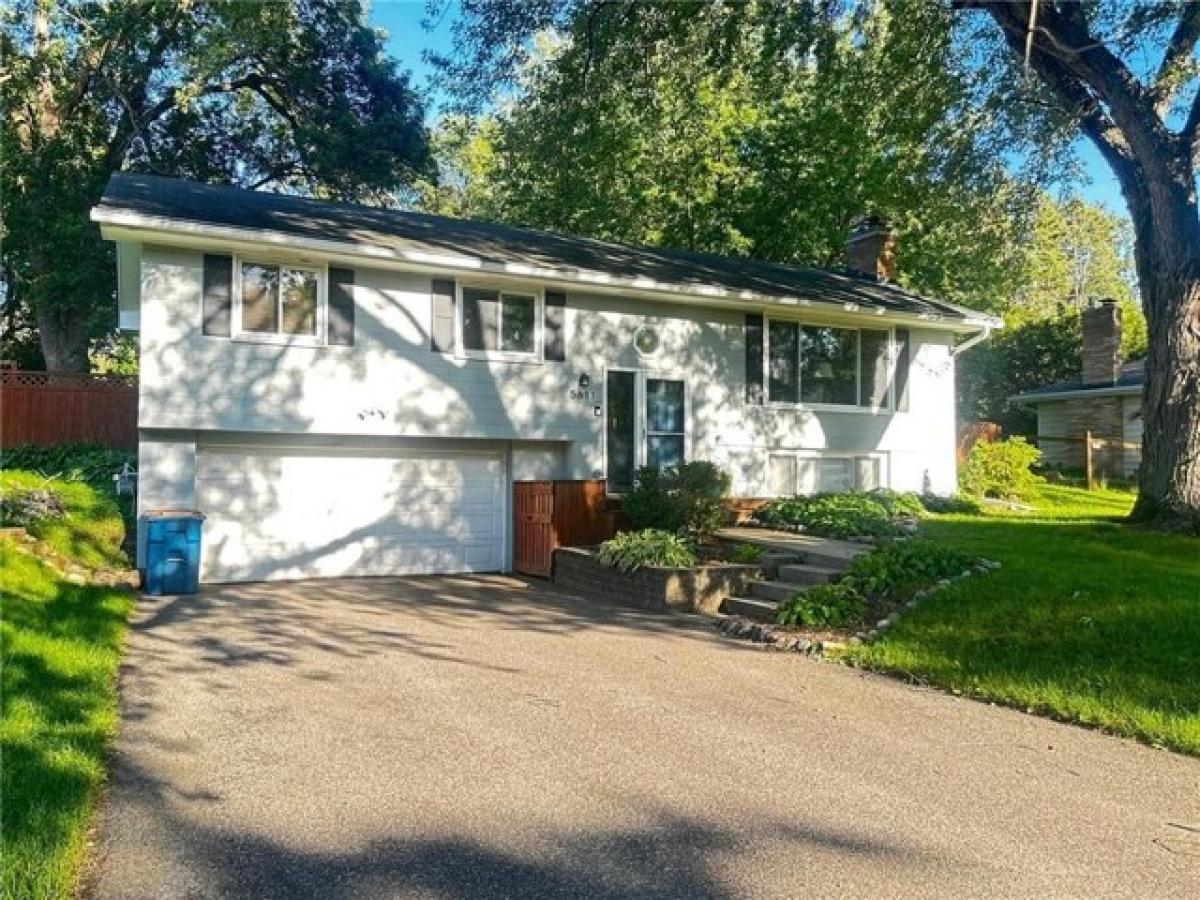 3 bedrooms House in Minnetonka, USA No. 427405