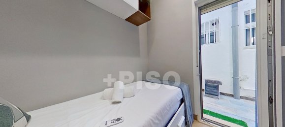 Apartamento de 2 dormitorios en Madrid, Spain No. 139262 18