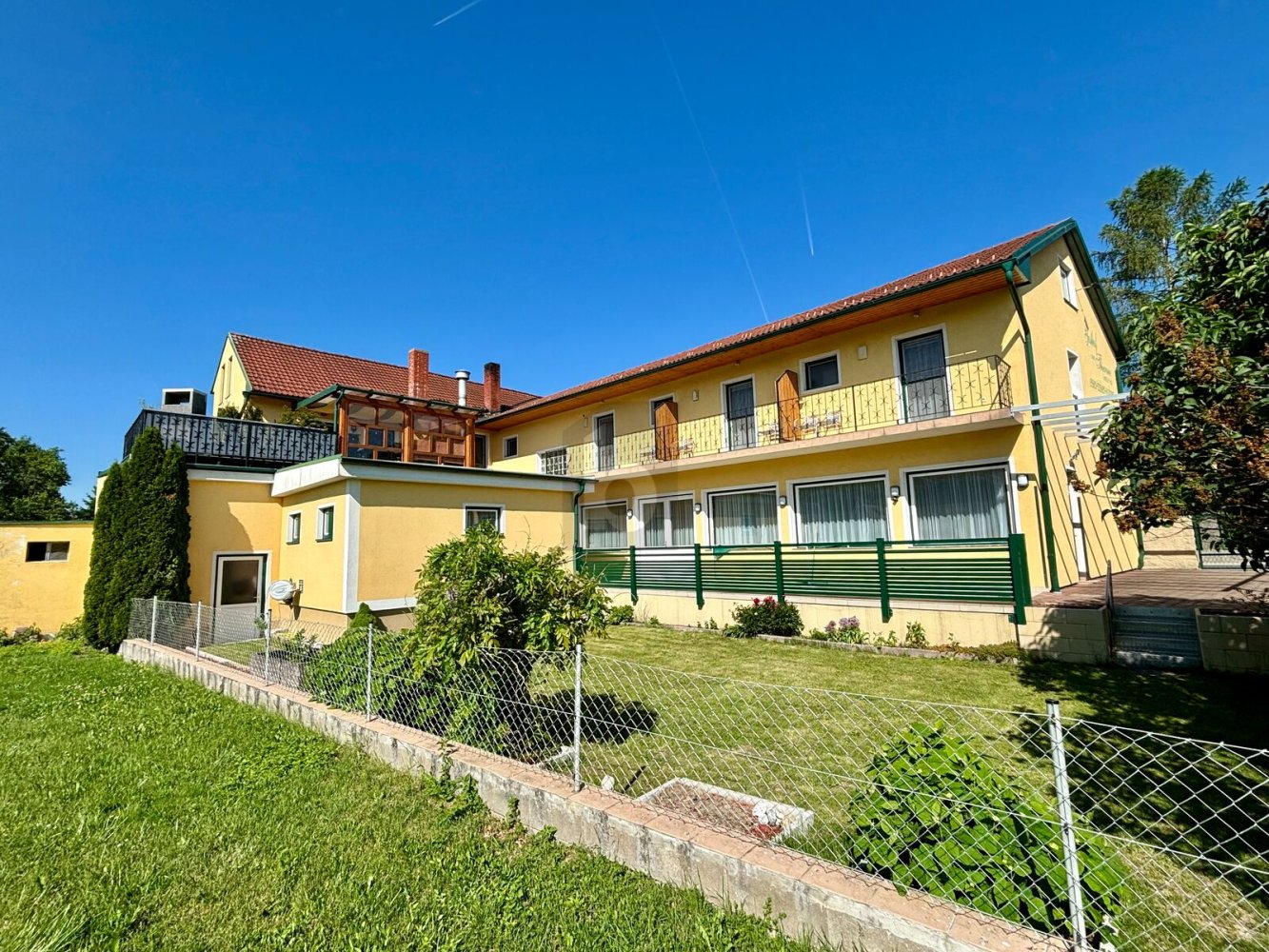 Apartamento de 10 divisões em Neunkirchen, Austria N.º 227735