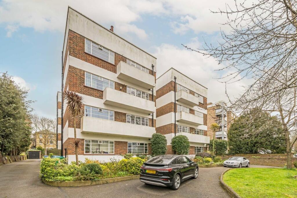 2 bedrooms Apartment in Surbiton, United Kingdom No. 10268