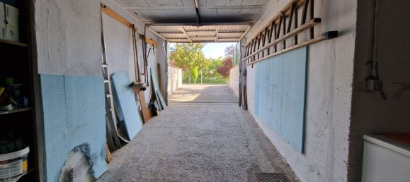 Casa de 3 dormitorios en León, Spain No. 71861 3