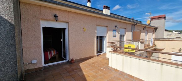 Casa de 3 dormitorios en León, Spain No. 71861 40