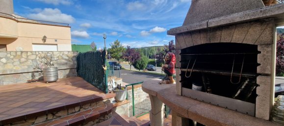 Casa de 3 dormitorios en León, Spain No. 71861 10